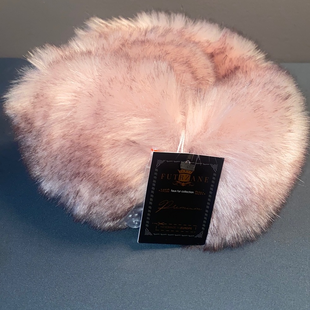Futrzane faux fur stole NWT Size S
